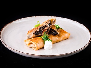 Блинчики с курицей и грибами