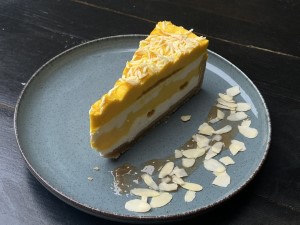 Чизкейк Манго-маракуйя